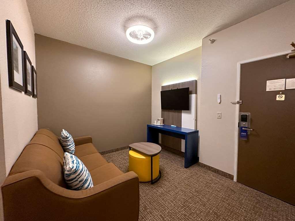 Comfort Inn & Suites Geneva- West Chicago Room photo